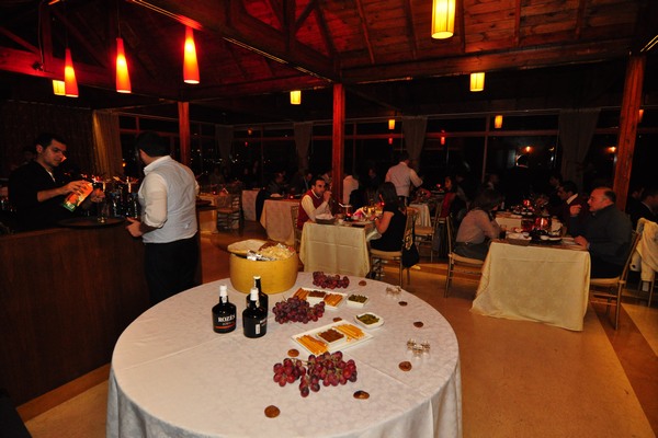 Valentine @ Starlight Lounge